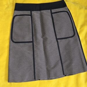 NEVER WORN! LAFAYETTE 148 skirt. Navy and white. Sz 2